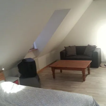 Fewo Landau Apartment